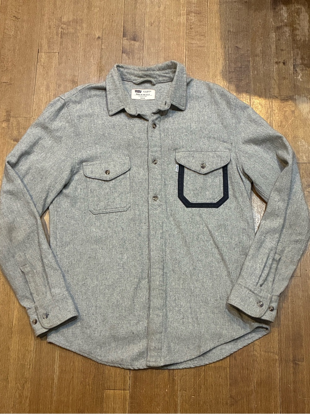 Filson x Levi's Collab Gray Button-Down Flannel Shirt with Contrast Pocket - MED